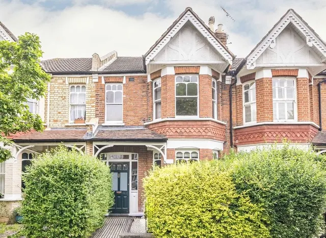 Copthall Gardens, Twickenham, TW1, photo 1