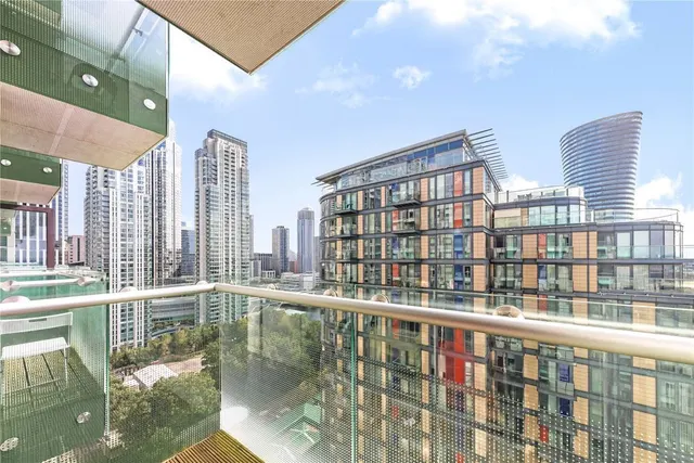 Lincoln Plaza, Canary Wharf, photo 1