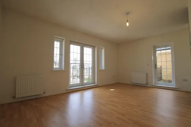 Photo 2 — Norwood Drive, Menston, Ilkley, LS29