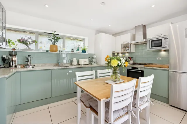 Manuka Close, Hanwell, W7, photo 3