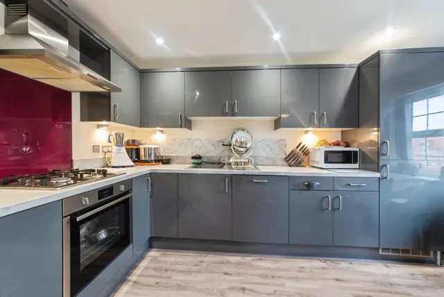 Faulkner Drive, Spalding, PE11, photo 2