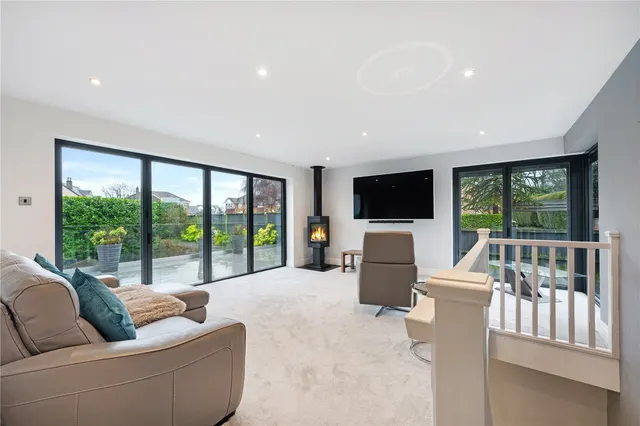 Meadow View, Barwick in Elmet, LS15, photo 1