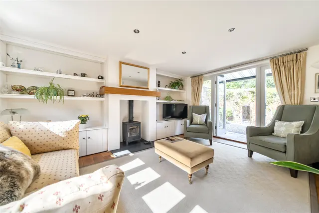 High Street, Clophill, MK45, photo 2