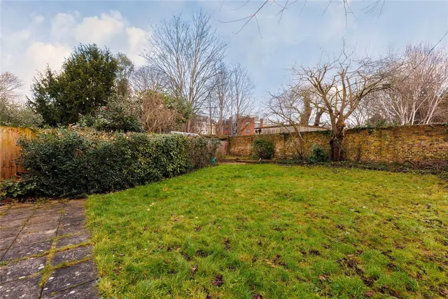Photo 2 — The Lindens, Hartington Road, London, W4