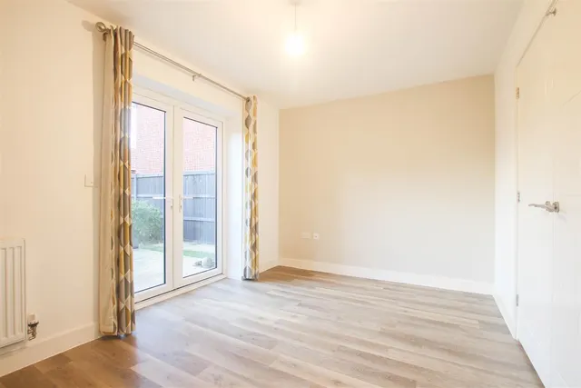 Wallace Road, Saffron Walden, CB10, photo 3