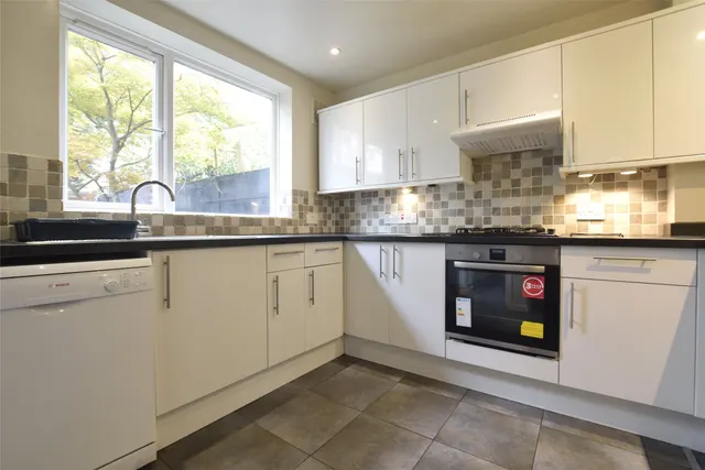 Photo 3 — Albemarle Gate, Cheltenham, GL50 4PJ