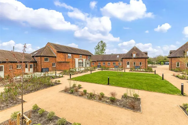 The Courtyard, Wisley, Woking, Surrey, GU23 6QL, photo 1