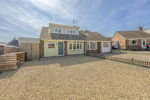 Cedar Close, Stourbridge, DY8, photo 1