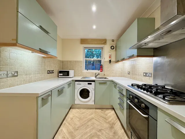 Roysdean Manor, Bournemouth, BH1, photo 3