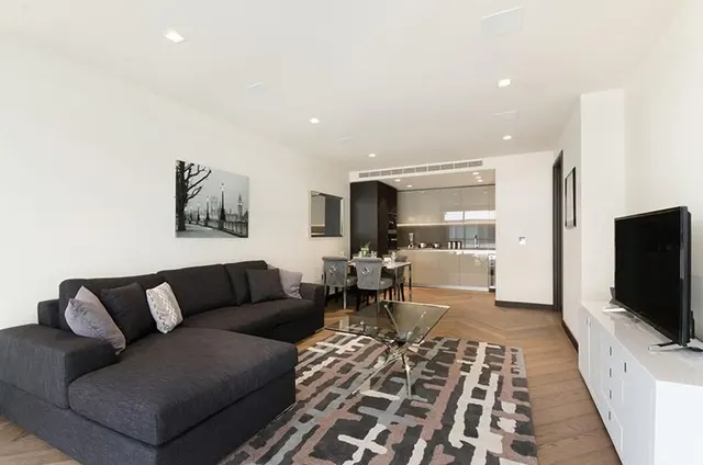Earls Way, One Tower Bridge, SE1, photo 2