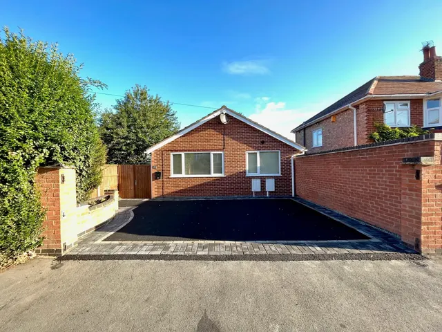 Needham Avenue, Glen Parva, LE2, photo 1