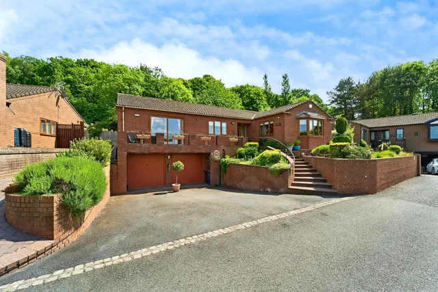 Rocfield Terrace, Wrockwardine Wood, TF2, photo 1