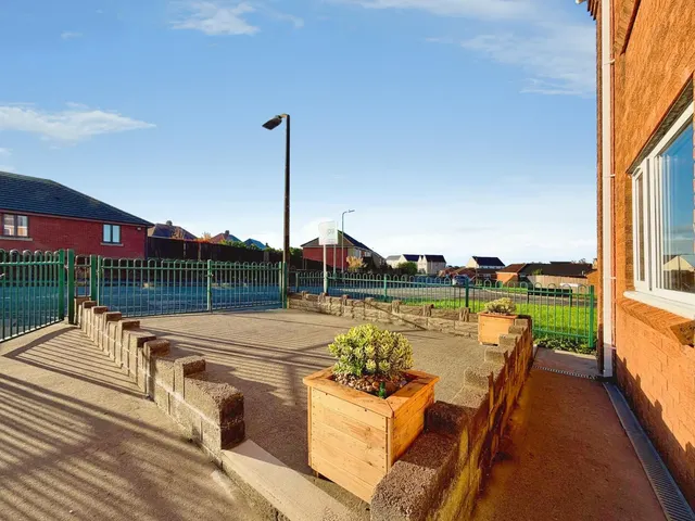 Gower View Road, Swansea, SA4, photo 2