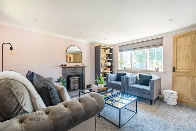 Photo 2 — Gorgeous Cottage, Smeeth, Ashford