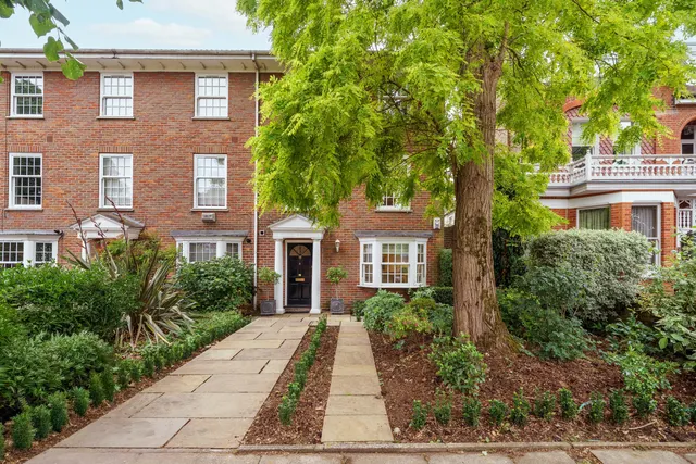 Woodville Gardens, Ealing, W5, photo 1