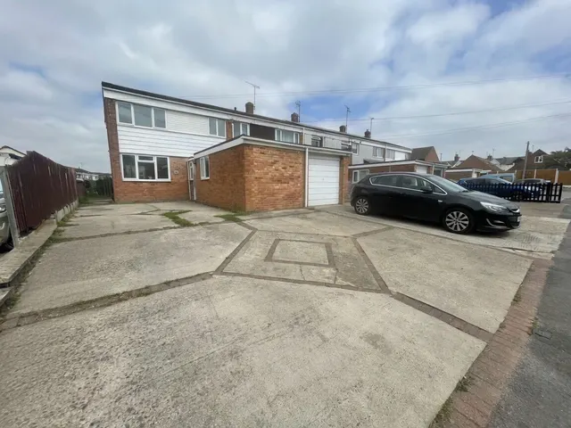 Morris Street, SN2, photo 1