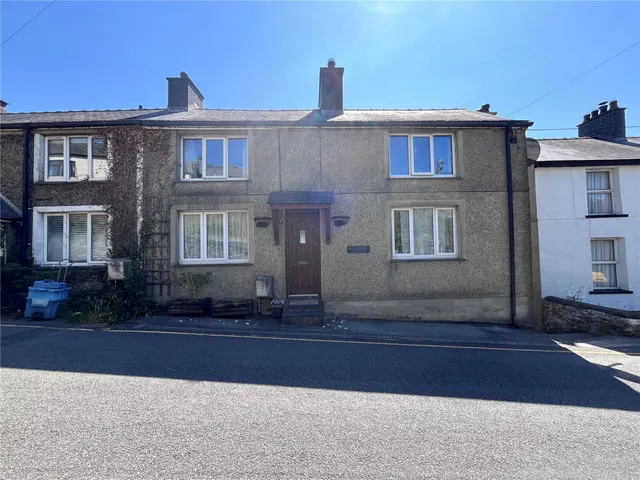 Penrhyndeudraeth, LL48, photo 1
