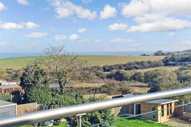Baldwin Road, Minster-On-Sea, ME12, photo 2