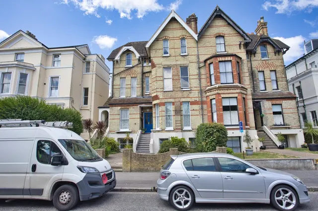 Castle Hill Avenue, Folkestone, CT20, photo 1