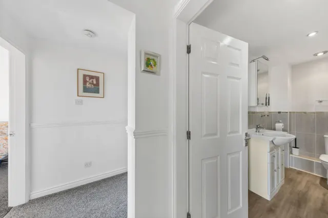 Photo 2 — Newsholme Close, Culcheth, Warrington, Warrington, WA3 5DE