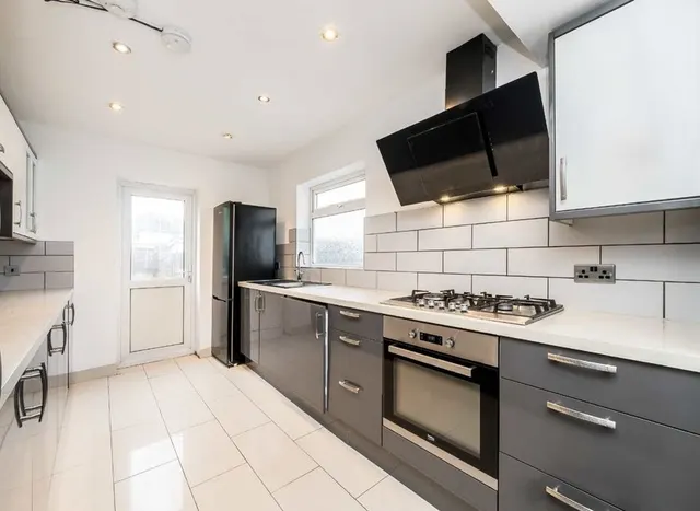 Photo 2 — Dallas Road, Hendon, NW4