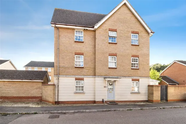 Frobisher Gardens, Chafford Hundred, RM16, photo 1