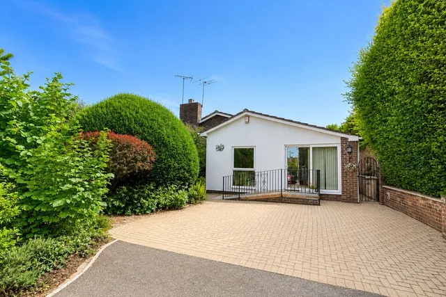 Millmoor Lane, Newton Poppleford, Devon, EX10, photo 1