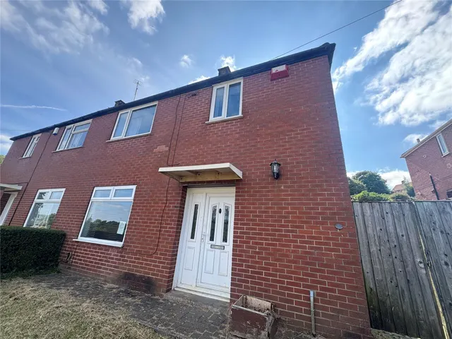 Butterbowl Drive, Leeds, West Yorkshire, LS12, photo 1