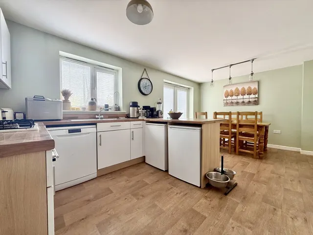 Bullock Way, Newent, GL18, photo 3