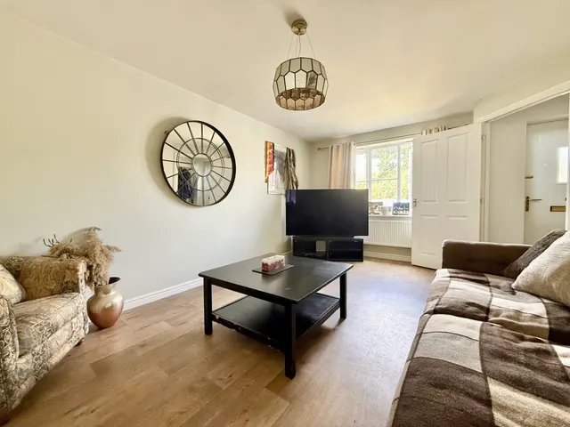 Bullock Way, Newent, GL18, photo 2