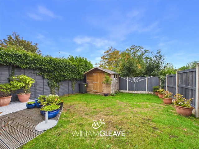Photo 2 — Windermere Close, Little Neston, Neston, Cheshire, CH64 9XY