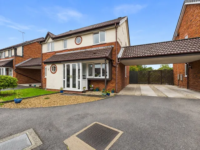 Windermere Close, Little Neston, Neston, Cheshire, CH64 9XY, photo 1