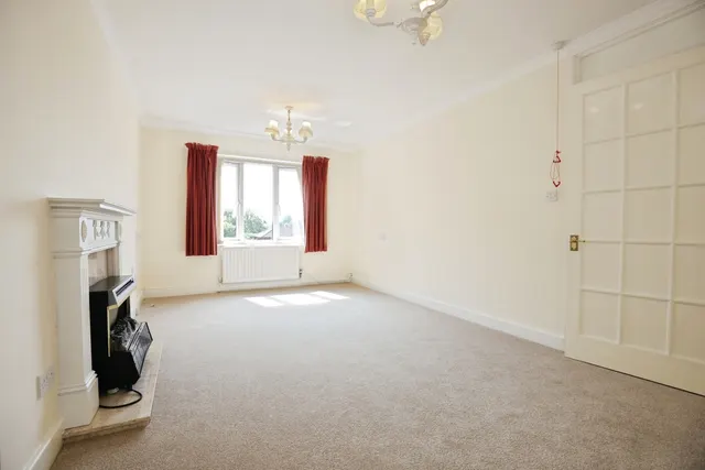 Knights Lane, Tiddington, CV37, photo 3