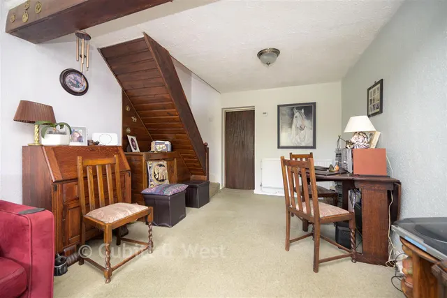 Redstone Hill, Redhill, RH1, photo 2