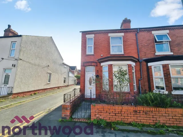 Lovely Lane, Warrington, WA5, photo 1