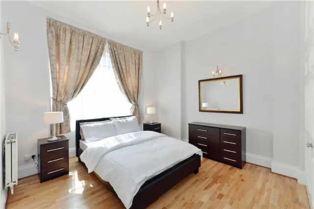 Montagu Mansions, Marylebone, W1U, photo 3
