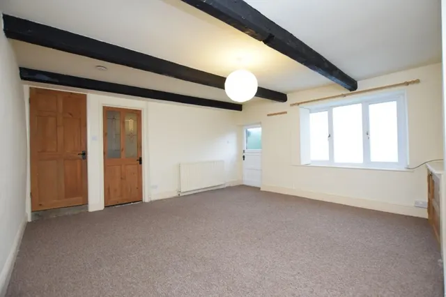 High Bank, Thurlstone, photo 3