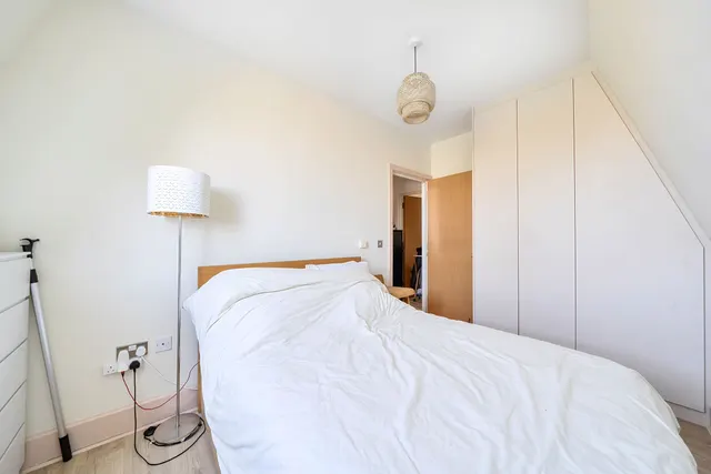 9 Mirasis Building, 31-35 Fulham High Street, London, photo 1