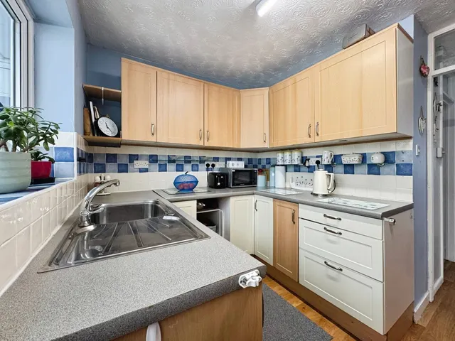 Putnam Close, Liskeard, PL14, photo 3