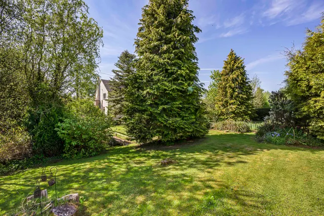 Urdimarsh Cottage, Marden, photo 3