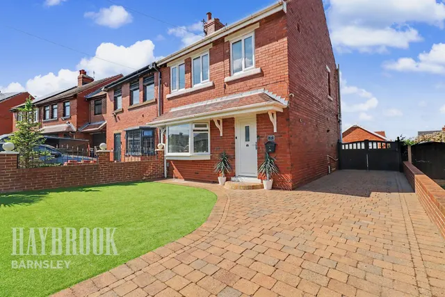 Loxley Avenue, Wombwell, photo 1