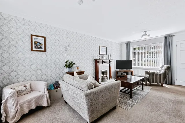 Cottingham Drive, Moulton, NN3, photo 3