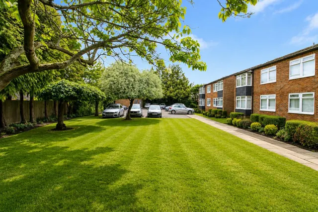 Hartsbourne Road, Reading, RG6, photo 1