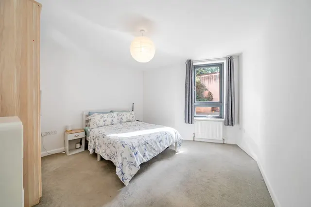 Carnegie House, Hammersmith, W6, photo 3