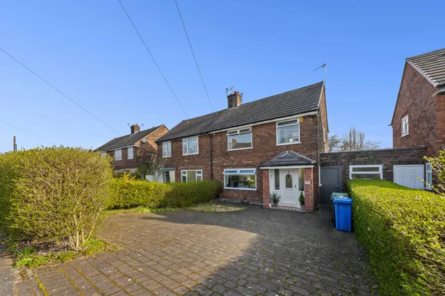 Bridge Lane, Appleton, Warrington, Warrington, WA4 3AU, photo 1