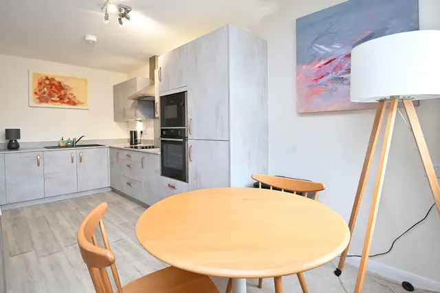 Wetherby Road, HG2, photo 3