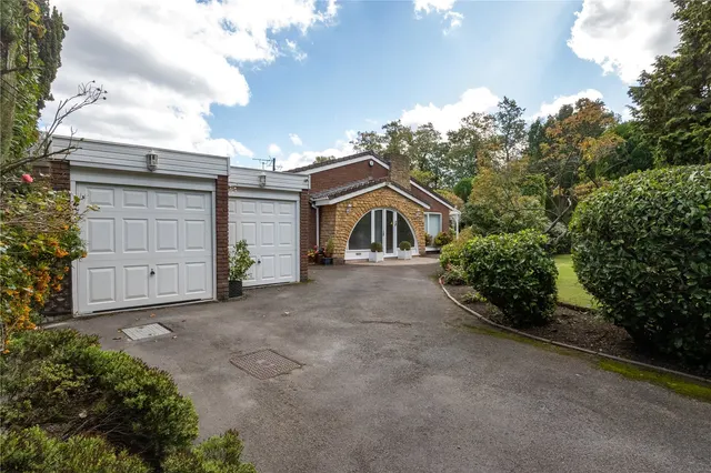 Moor Green Lane, Moseley, Birmingham, B13 8NE, photo 1