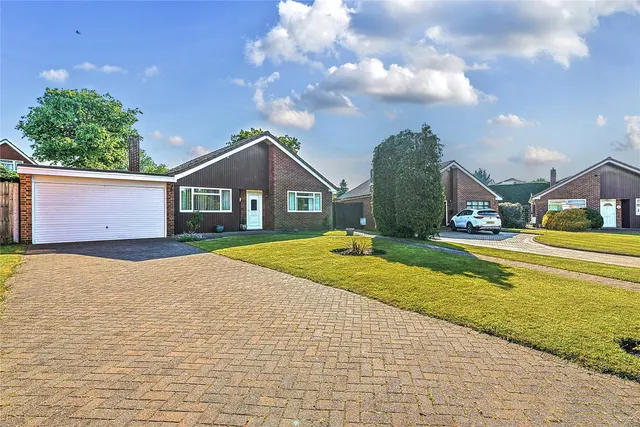 Bluebell Close, Orpington, BR6, photo 1