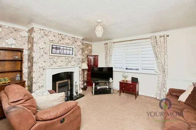 Photo 2 — Meredith Close, Burton-on-Trent, Staffordshire, DE14