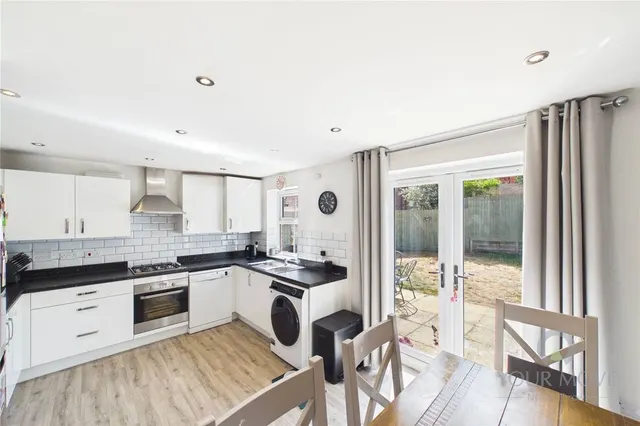 Photo 3 — Elderton Way, Earls Barton, Northamptonshire, NN6